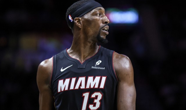 开云官网-阿德巴约：我们只要评论判罚就会被罚款但这确实改变了比赛