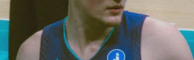 开云app-19中11！干翻三支冠军球队！力压弗拉格的新秀