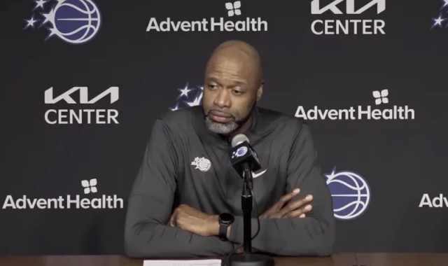 开云官网-莫斯利采访全文：班凯罗冲击内线很坚决，球队需要减少失误