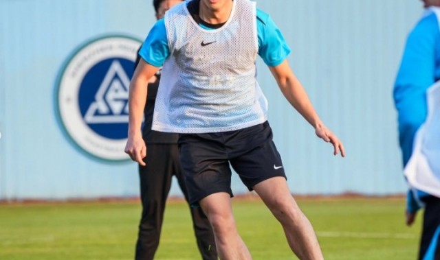 开云-官方：戴伟浚左膝关节外侧半月板撕裂，已手术预计康复期为六周