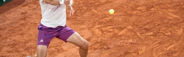 开云官网-西西帕斯完胜梅德维德夫 连续三个大满贯进四强