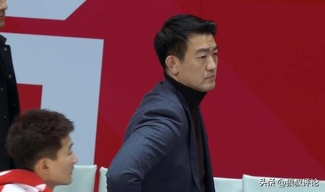 开云官网-险遭29分大逆转！王博：第四节从防守做起，多进行球轮转稳住局势